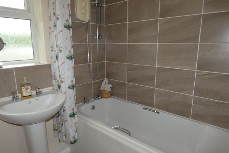 Family Bathroom- click for photo gallery